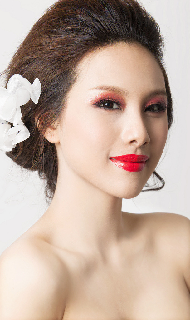 2个女教师互换着玩